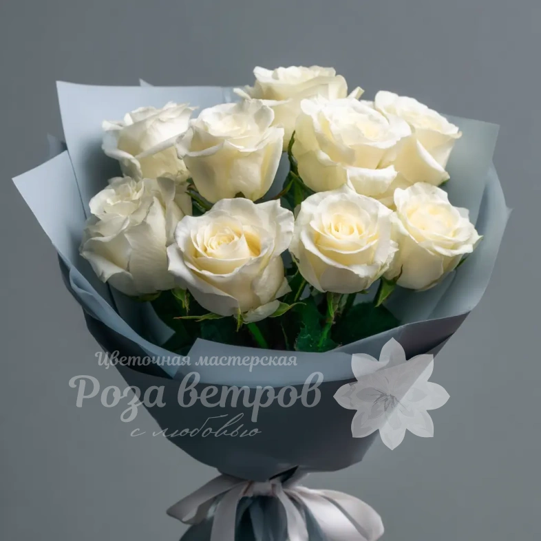 Белые розы &laquo;Белый лён&raquo;