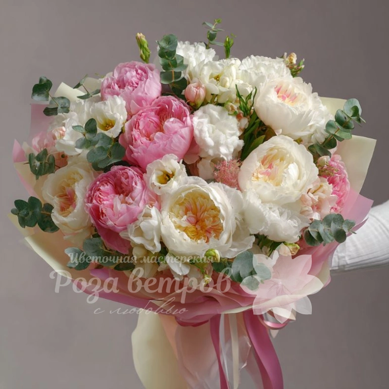 Букет с пионами &laquo;Зефирная фантазия&raquo;