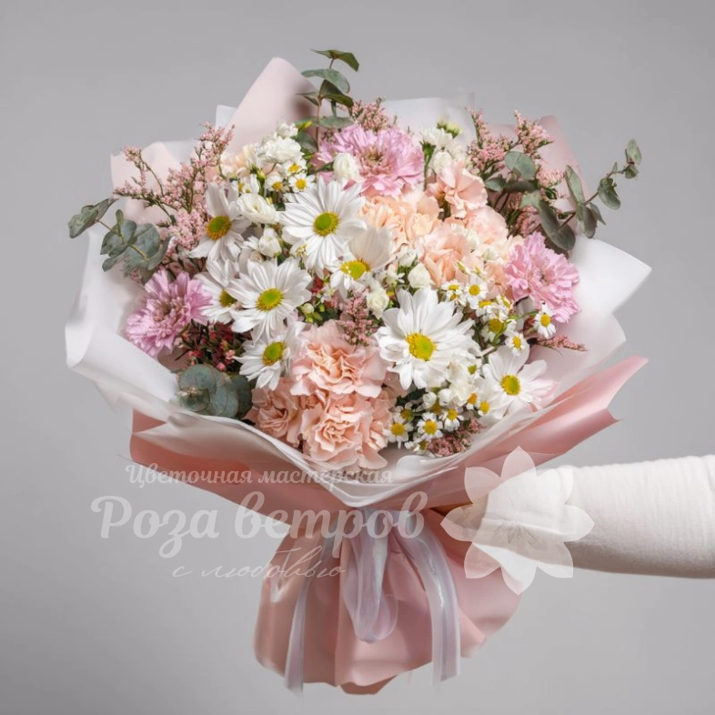 Букет с хризантемами &laquo;Полевое чудо&raquo;