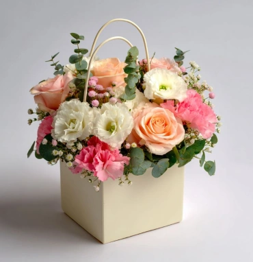 Цветы в сумочке «Миниатюрное вдохновение»