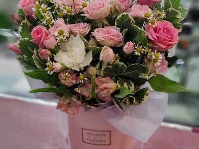 Розовый букет невесты