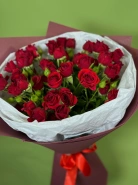 Букет из 7 кустовых роз 2